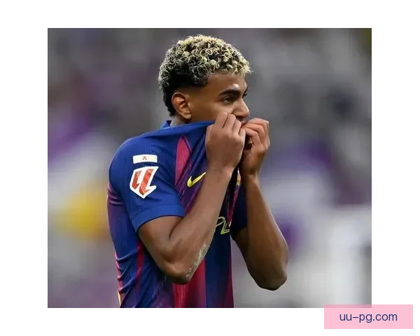 贝林厄姆远射制造门将乌龙助力球队攻破防线